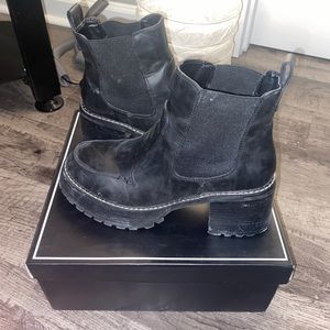 MIA Easton Platform Chelsea Boots